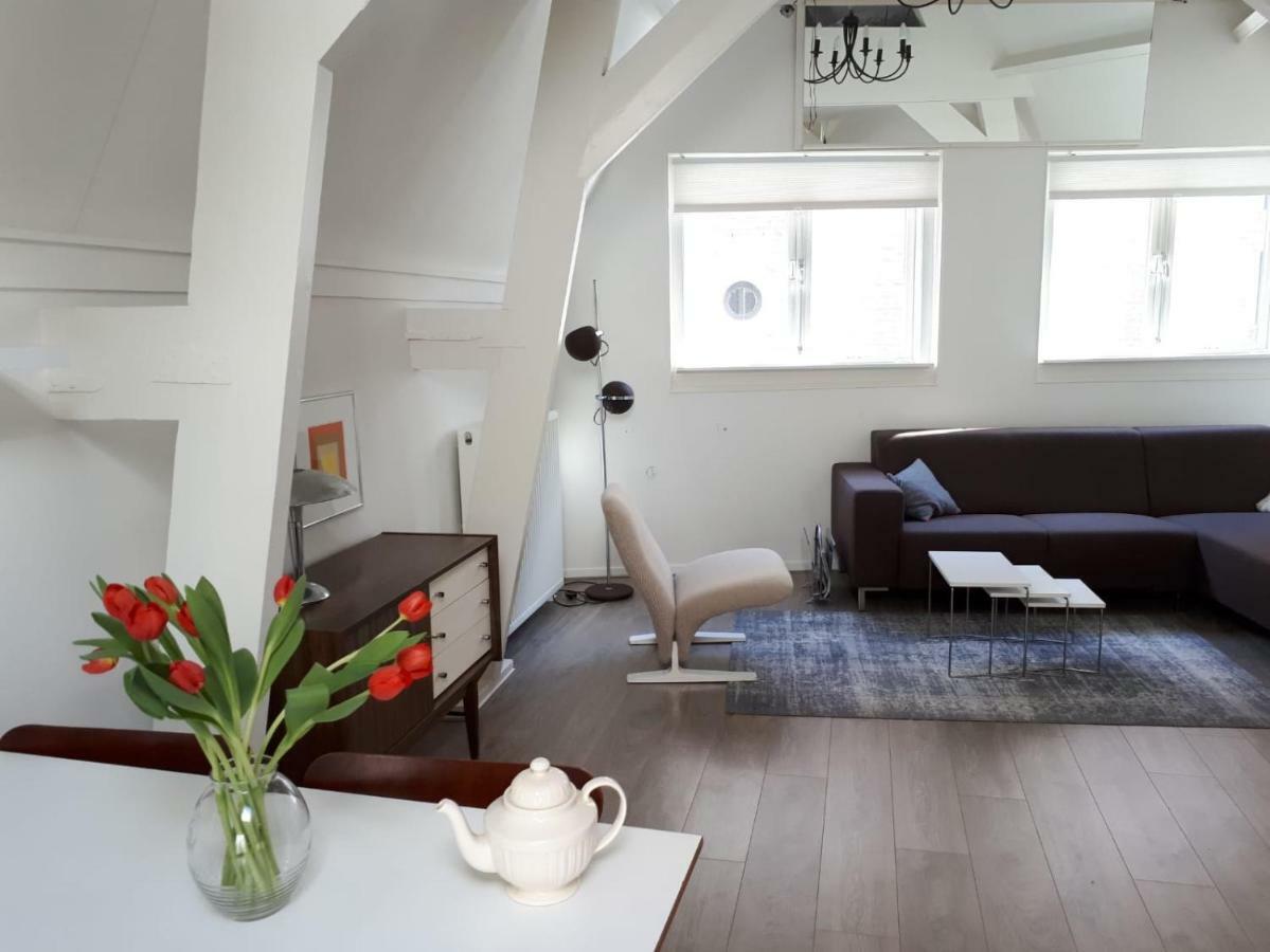 Tiny Monumental House In Down Town Leiden 아파트 외부 사진